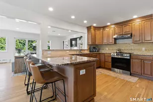9 Deluca Dr, Greenwich, CT 06807 - Photo 8