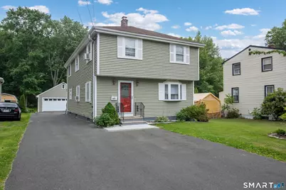 325 Rockwell Avenue, Bloomfield, CT 06002 - Photo 2