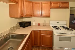 10 Grant St, Vernon, CT 06066 - Photo 4