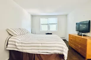 140 Grove St, Stamford, CT 06901 - Photo 10