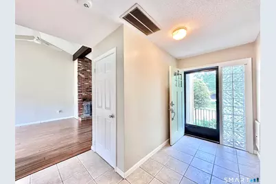 33 Pilgrim Harbor #B, Wallingford, CT 06492 - Photo 8