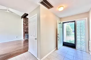 33 Pilgrim Harbor, Wallingford, CT 06492 - Photo 8