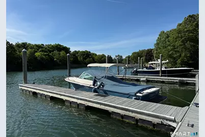 7 Joshua Slocum Dock, Stamford, CT 06902 - Photo 4
