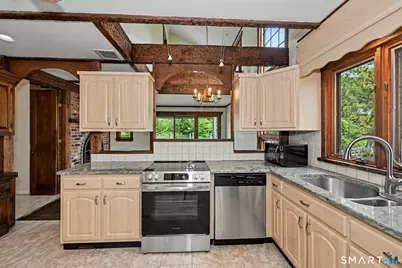 7 Joshua Slocum Dock, Stamford, CT 06902 - Photo 14