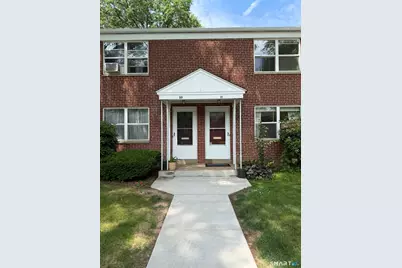 61 Arnold Way #61, West Hartford, CT 06119 - Photo 2