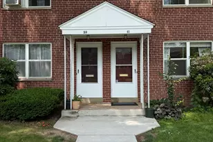 61 Arnold Way, West Hartford, CT 06119 - Photo 2