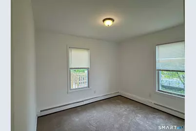 153 Hollister Avenue, Bridgeport, CT 06607 - Photo 8