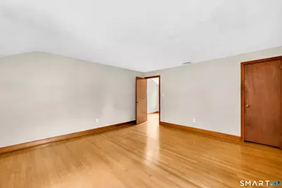 209 Lydale Place, Meriden, CT 06450 - Photo 12