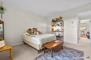 181 Hicks St, Meriden, CT 06450 - Photo 24
