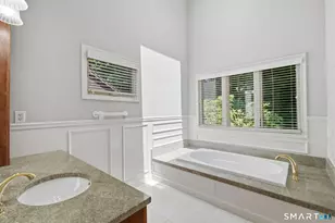 54 Ironwood Rd, West Hartford, CT 06117 - Photo 22