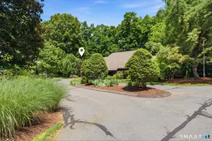 54 Ironwood Rd, West Hartford, CT 06117 - Photo 2
