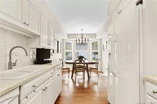 40 Ettl Ln, Greenwich, CT 06831 - Photo 4