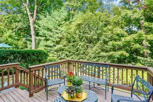40 Ettl Ln, Greenwich, CT 06831 - Photo 18