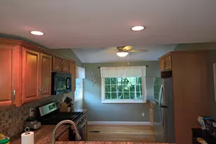 13 Peach Tree Ln, Glastonbury, CT 06033 - Photo 10