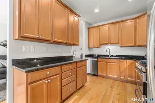 53 Carnoustie Cir, Bloomfield, CT 06002 - Photo 10