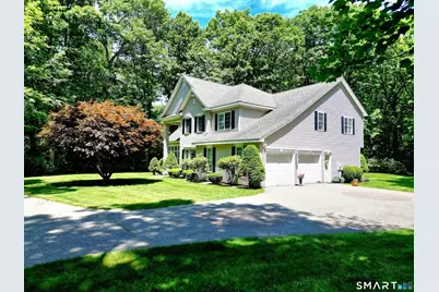 68 Troutwood Drive, New Hartford, CT 06057 - Photo 2