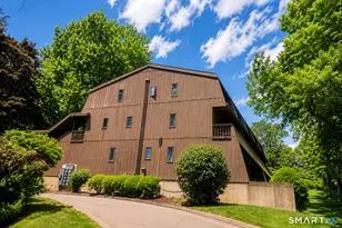 185 Knapps Hwy, Fairfield, CT 06825 - Photo 2