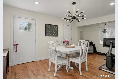 277 Indian Field Road, Bridgeport, CT 06606 - Photo 14