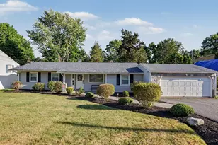 277 Indian Field Rd, Bridgeport, CT 06606 - Photo 2
