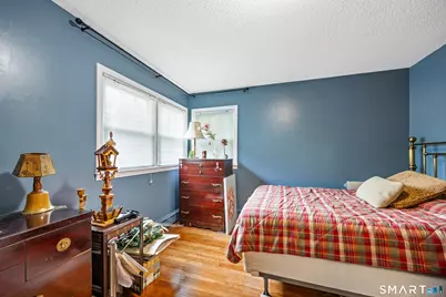 80 Briar Cliff Avenue, Waterbury, CT 06708 - Photo 10