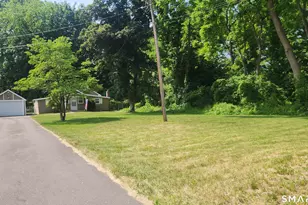 12 Woolam Rd, East Windsor, CT 06088 - Photo 8