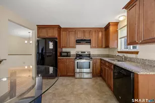 2743 E Main St, Waterbury, CT 06705 - Photo 6