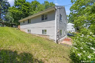 2743 E Main St, Waterbury, CT 06705 - Photo 30