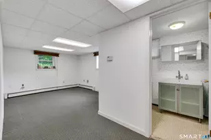688 Raymond Hill Rd, Montville, CT 06382 - Photo 26