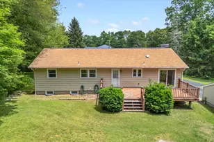 688 Raymond Hill Rd, Montville, CT 06382 - Photo 6