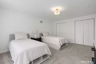 697 Governors Hwy, South Windsor, CT 06074 - Photo 18
