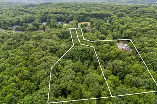 18 Westwood Dr, Canton, CT 06070 - Photo 2