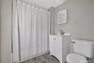 511 Thompson Ave, East Haven, CT 06512 - Photo 26