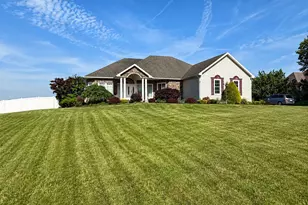 43 Barber Hill Rd, East Windsor, CT 06016 - Photo 2