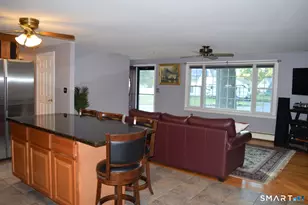 33 Douglas Dr, Enfield, CT 06082 - Photo 10