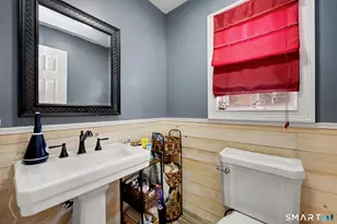 4386 Main St, Stratford, CT 06614 - Photo 14