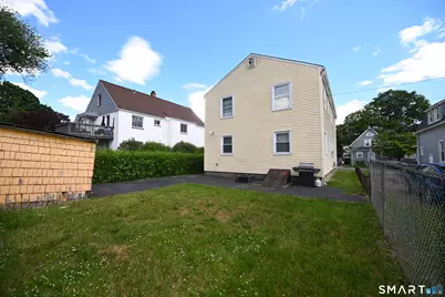 152 Jackson Avenue, Bridgeport, CT 06606 - Photo 2