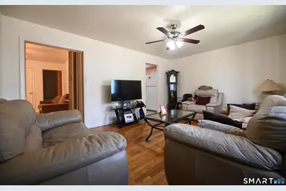 152 Jackson Avenue, Bridgeport, CT 06606 - Photo 22