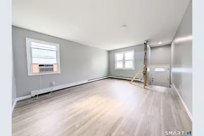 323 Columbus Avenue, Stratford, CT 06615 - Photo 6