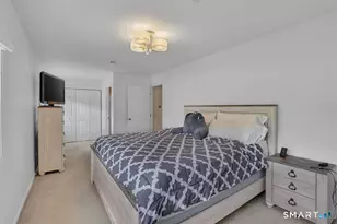 30 Quaker Ln, Southington, CT 06489 - Photo 20