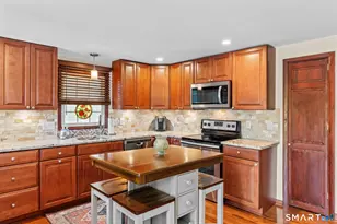 16 Grieb Trail, Wallingford, CT 06492 - Photo 8