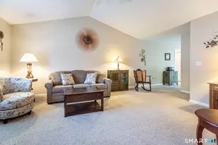 21 Farmbrook Ln, Vernon, CT 06066 - Photo 6