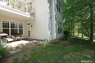 25 Franklin Court #25, Newtown, CT 06470 - Photo 30