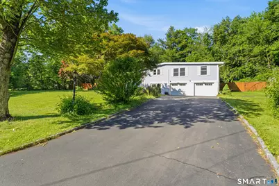 21 North Pleasant Rise, Brookfield, CT 06804 - Photo 2