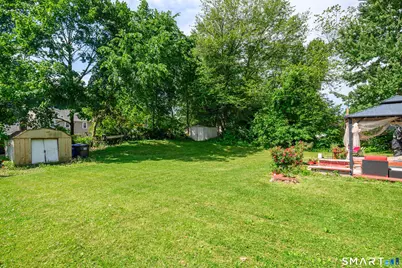 28 Hickory Street, Danbury, CT 06810 - Photo 24
