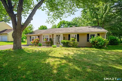 28 Hickory Street, Danbury, CT 06810 - Photo 2