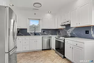 92 Burwood Ave, Stamford, CT 06902 - Photo 12