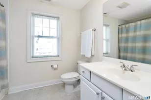39 Maple Tree Ave, Stamford, CT 06906 - Photo 12