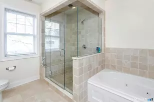 39 Maple Tree Ave, Stamford, CT 06906 - Photo 10