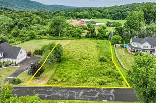 4 Stone Oak Dr, New Milford, CT 06776 - Photo 1