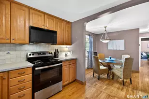 37 Dunbar Rd, Milford, CT 06460 - Photo 8